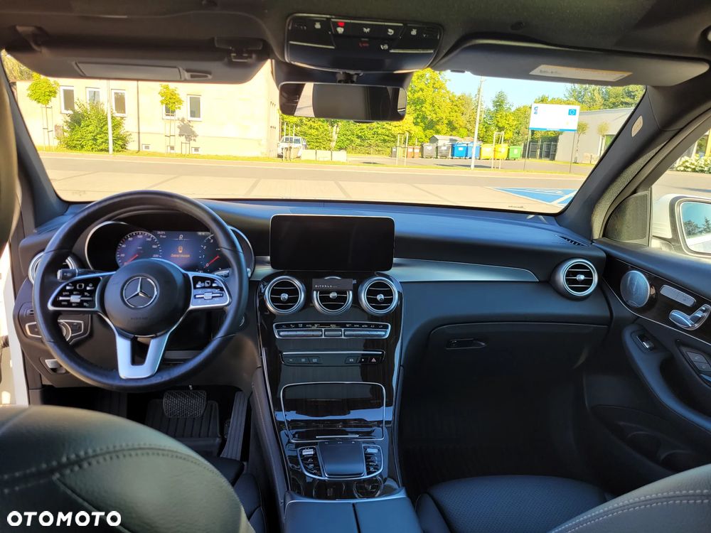Mercedes-Benz GLC 300 4Matic 9G-TRONIC - 17