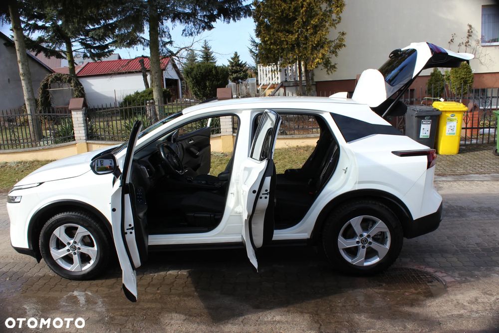 Nissan Qashqai ver-1-3-dig--t-mhev-4x4-tekna-xtronic - 28
