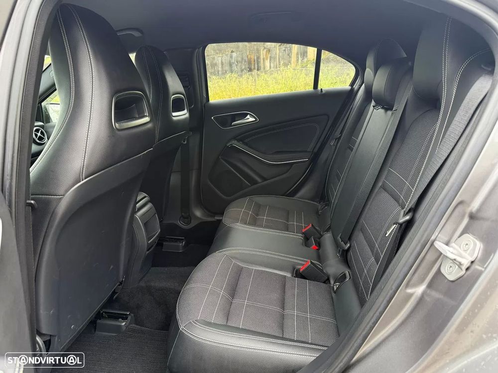 Mercedes-Benz A 180 d BlueEFFICIENCY Edition - 12