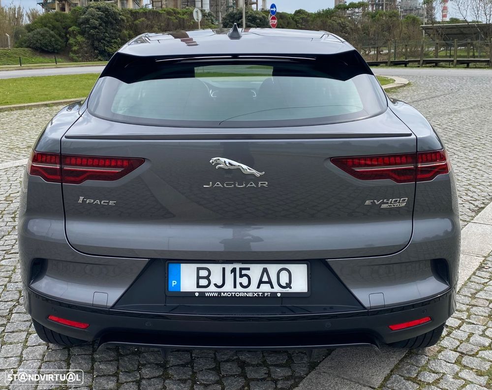 Jaguar I-Pace - 4
