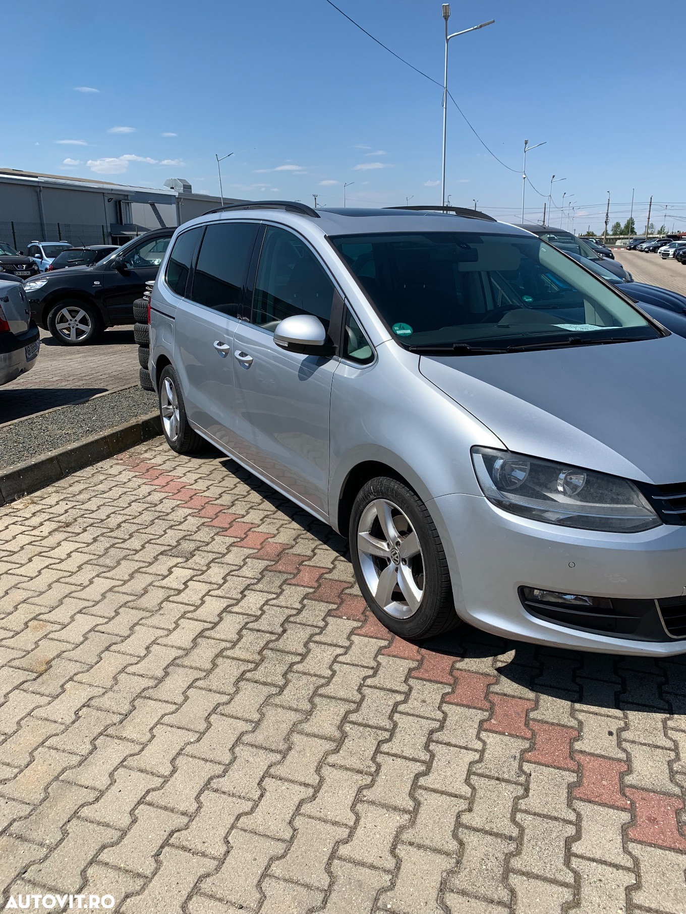 Volkswagen Sharan 2.0 TDI BlueMotion Technology Comfortline - 2