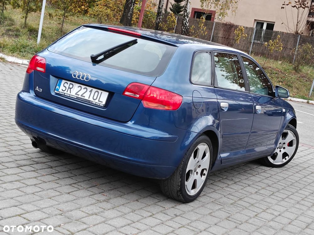 Audi A3 1.6 FSI Ambiente - 4