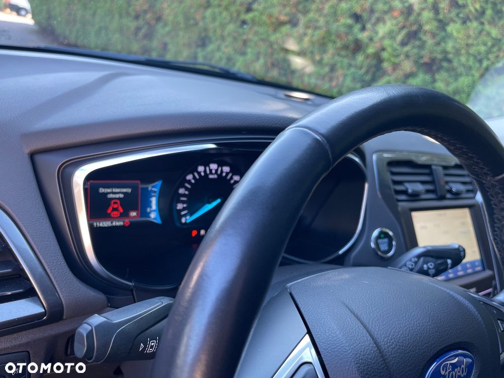 Ford Mondeo 2.0 Hybrid Titanium - 18