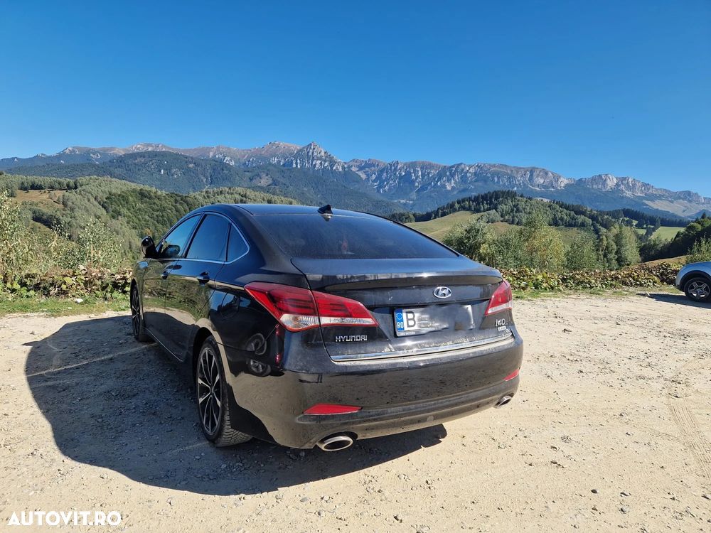 Hyundai i40 1.7 CRDI CW 7DCT Supreme+ - 1