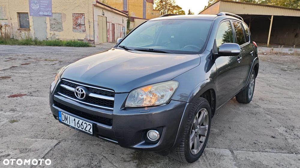 Toyota RAV4 - 14