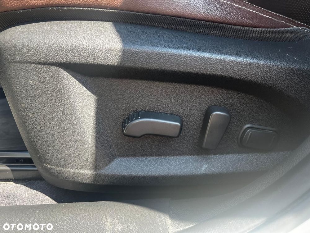Renault Koleos ENERGY dCi 175 X-tronic 4WD INTENS - 14