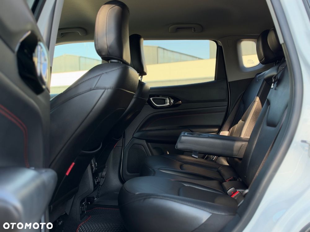 Jeep Compass - 20