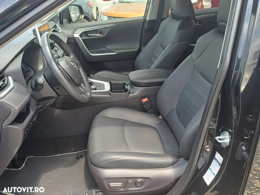 Toyota RAV4 2.5 VVT-iE 4x4 Luxury Premium - 13