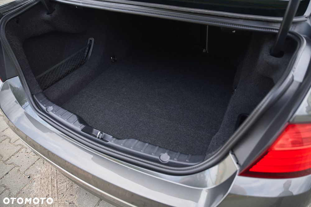 BMW Seria 5 525d xDrive Modern Line - 26