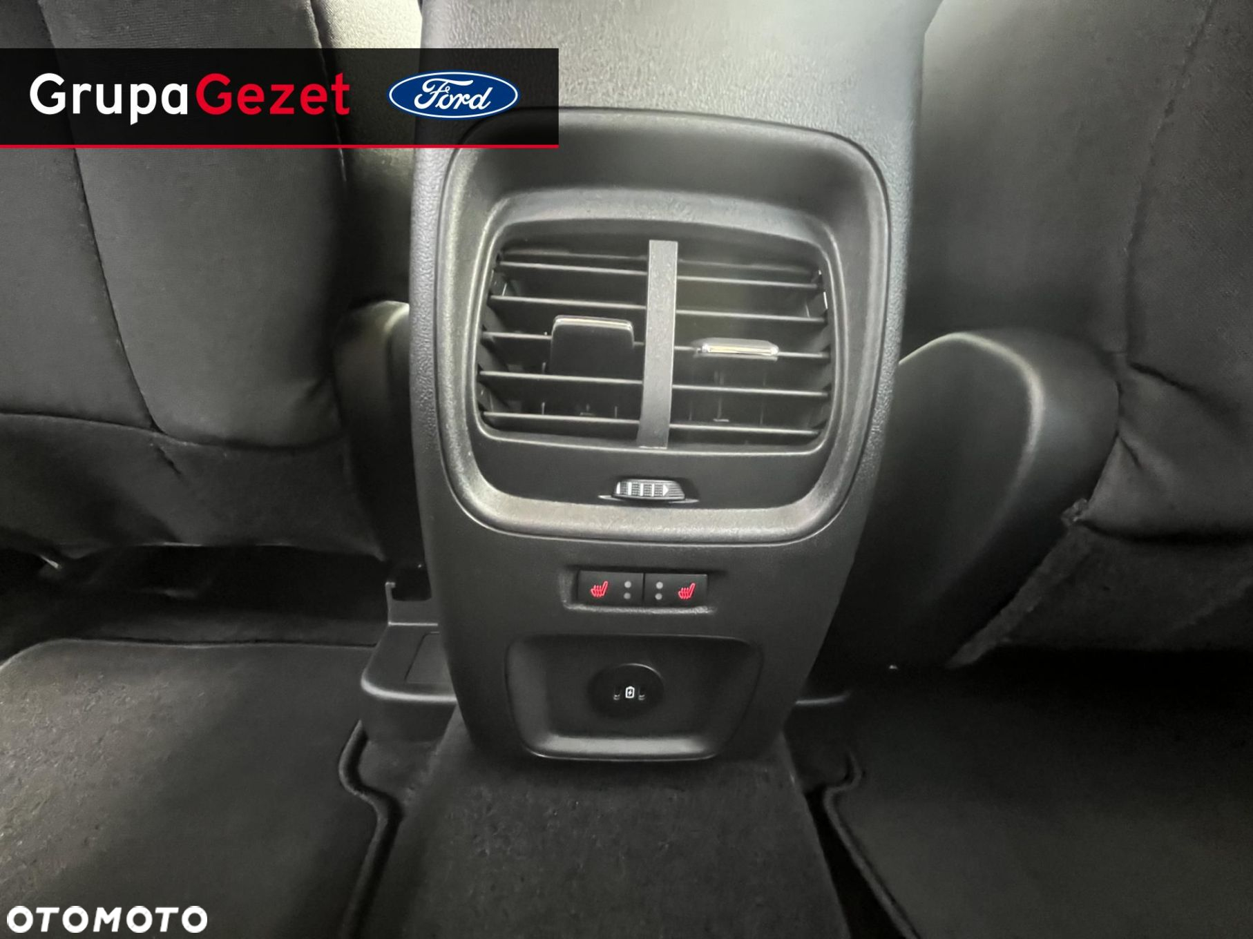 Ford Kuga - 18