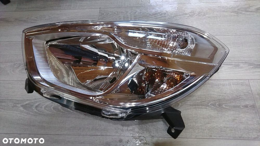 Reflektor prawy lub lewy do Dacia Lodgy Dokker - 1