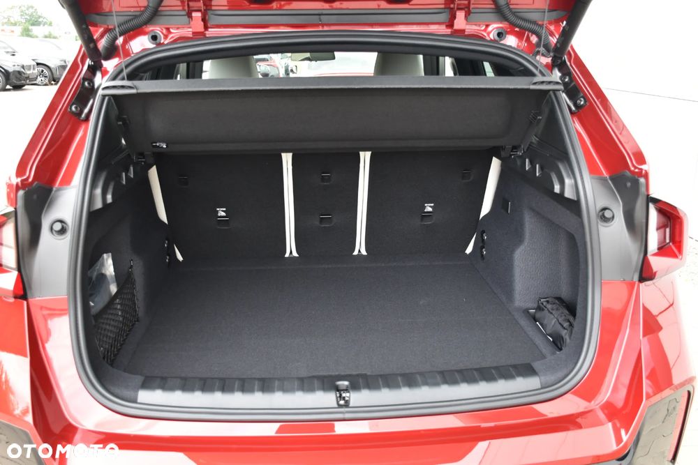BMW iX1 xDrive30 66.5kWh M Sport Edition - 32