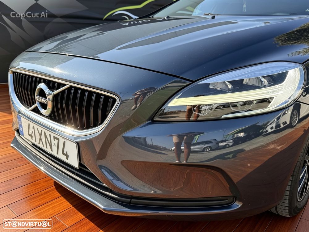 Volvo V40 2.0 D3 Momentum - 11