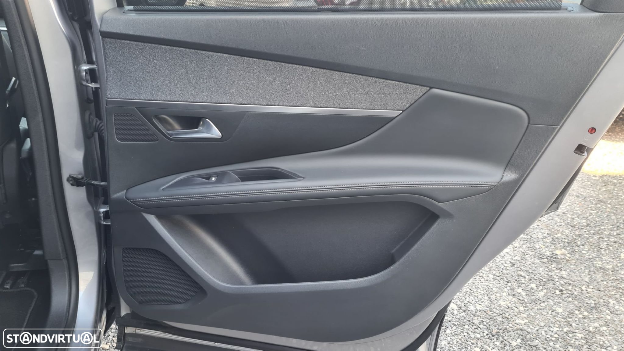 Peugeot 5008 1.5 BlueHDi Allure EAT8 - 51