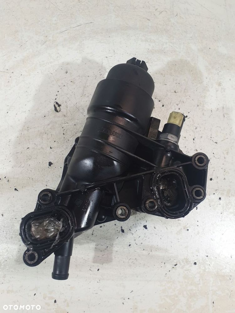 OBUDOWA FILTRA OLEJU 152085948R OPEL VIVARO B TRAFIC III 1.6D - 14