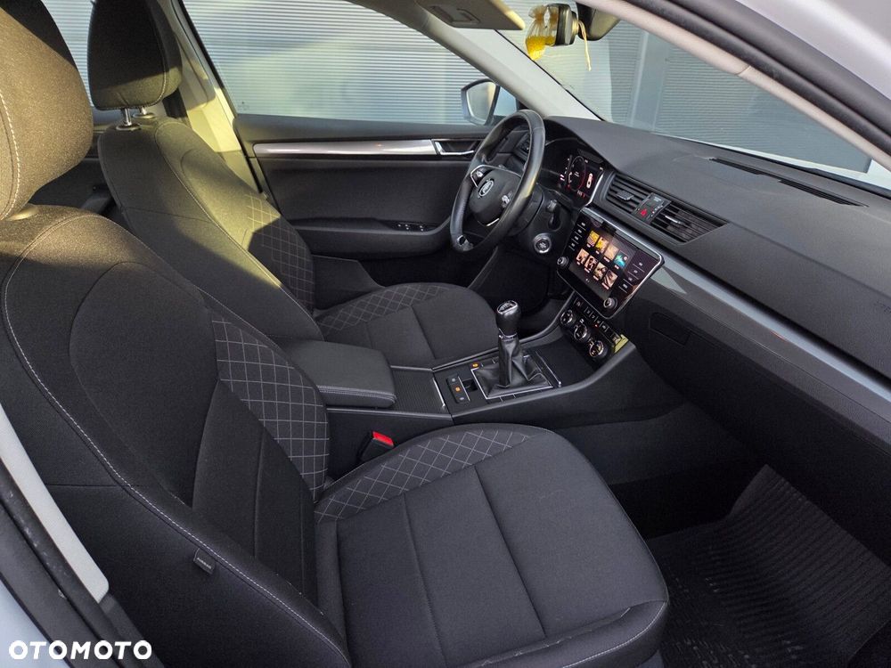 Skoda Superb 1.5 TSI Active - 4