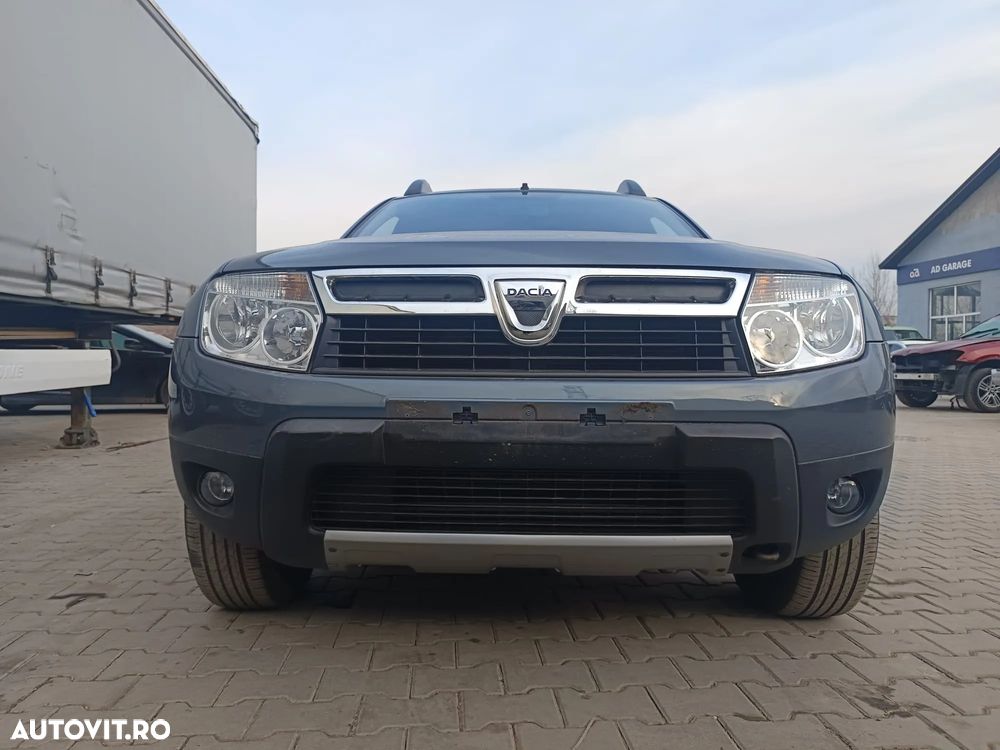 Dezmembram Dacia Duster 2012, 1.5 dci, cutie de viteze manuala, 4x4 - 2