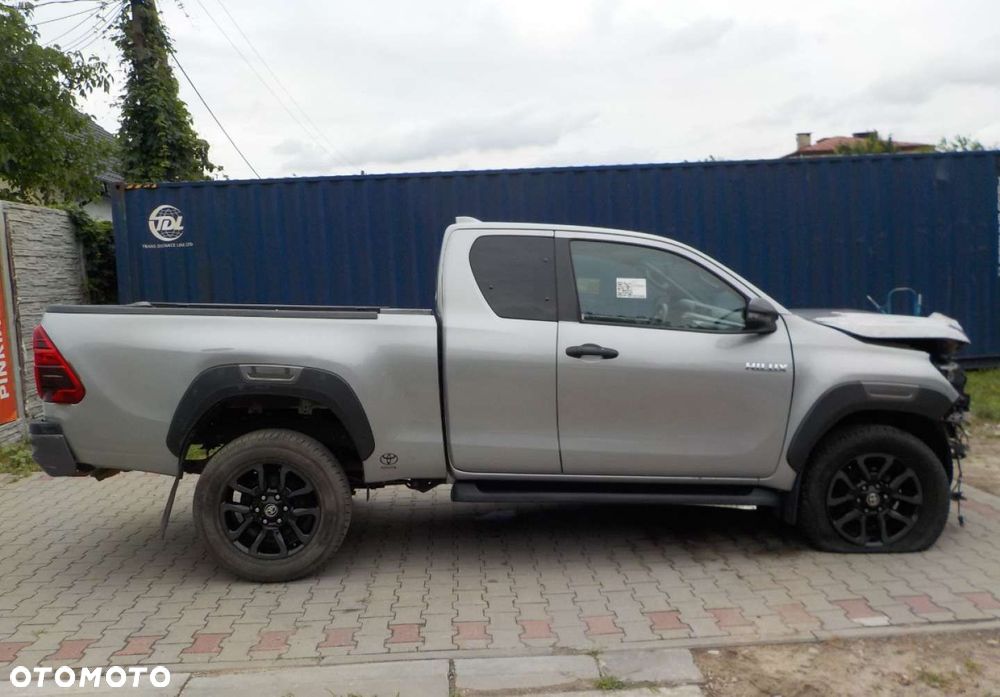 Toyota Hilux - 13