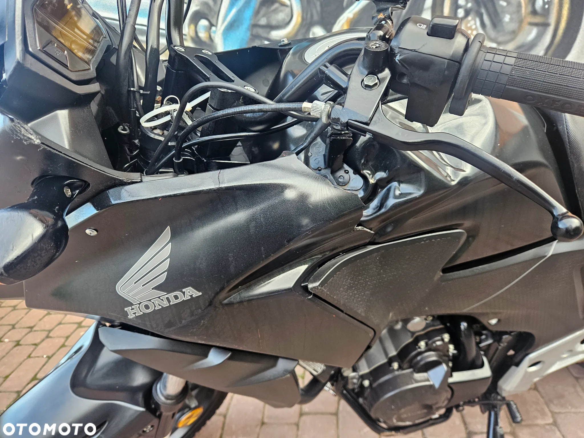 Honda CB - 10