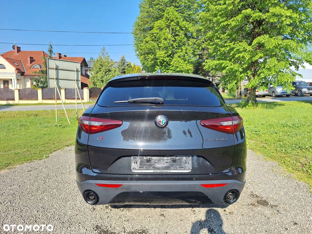 Alfa Romeo Stelvio 2.2 JTDM Super Q4 - 8
