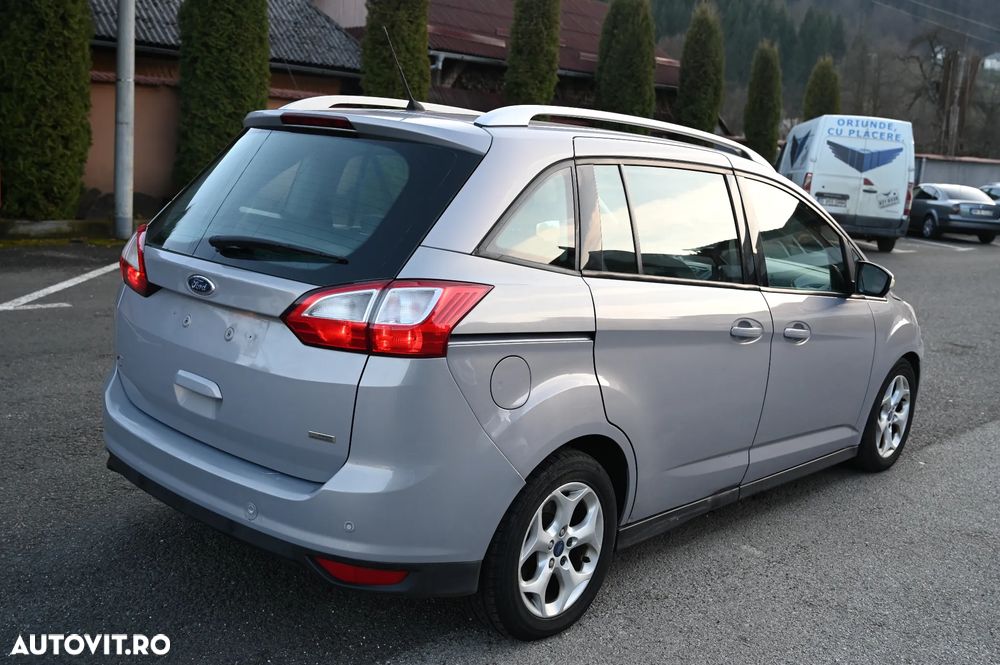 Ford Grand C-Max - 2