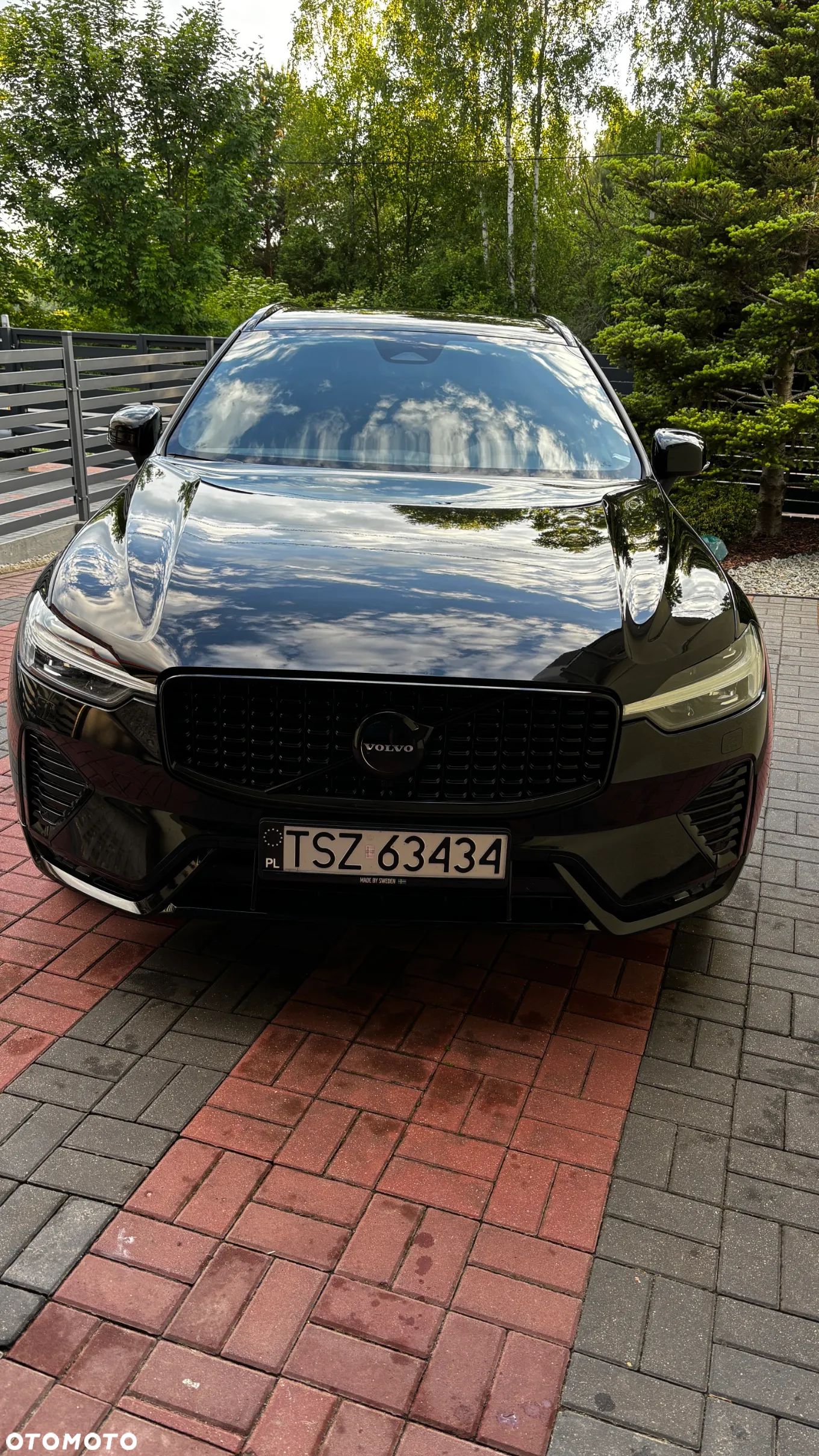 Volvo XC 60 T5 AWD R-Design - 1