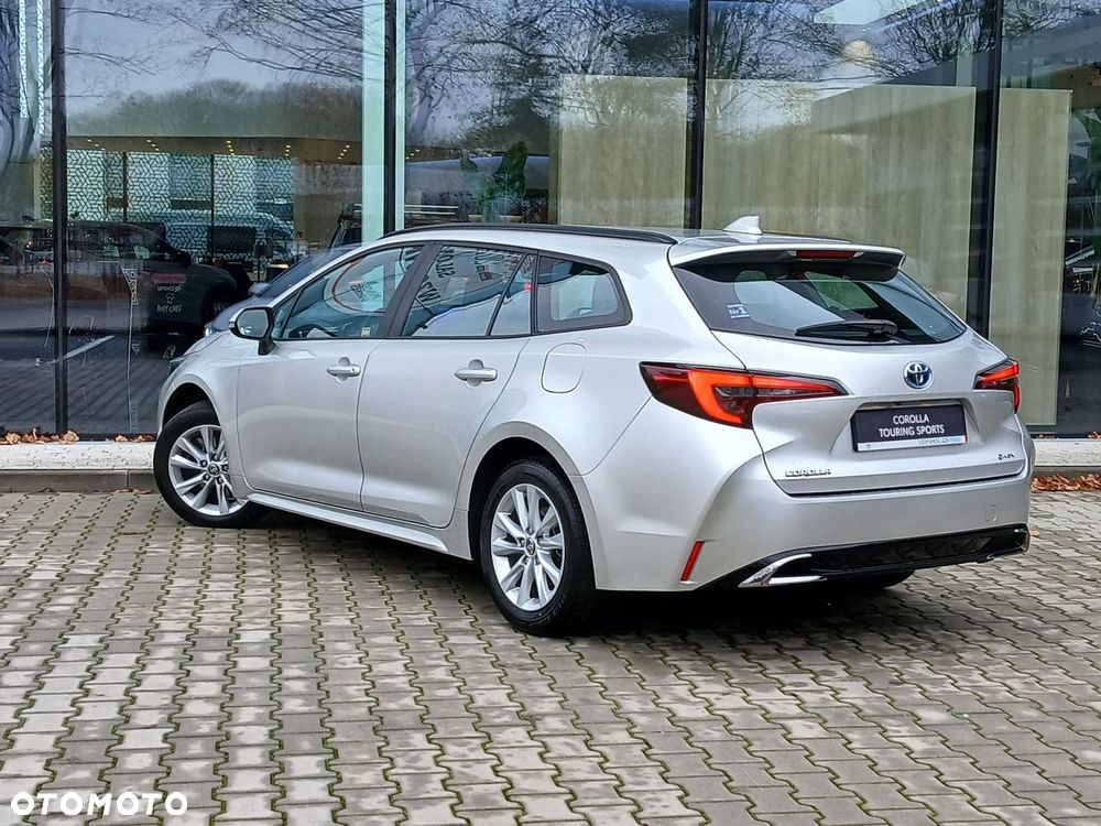 Toyota Corolla 2.0 Hybrid Comfort - 11