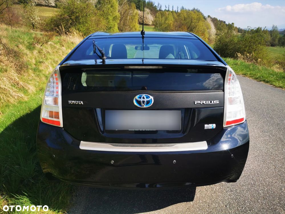 Toyota Prius - 8