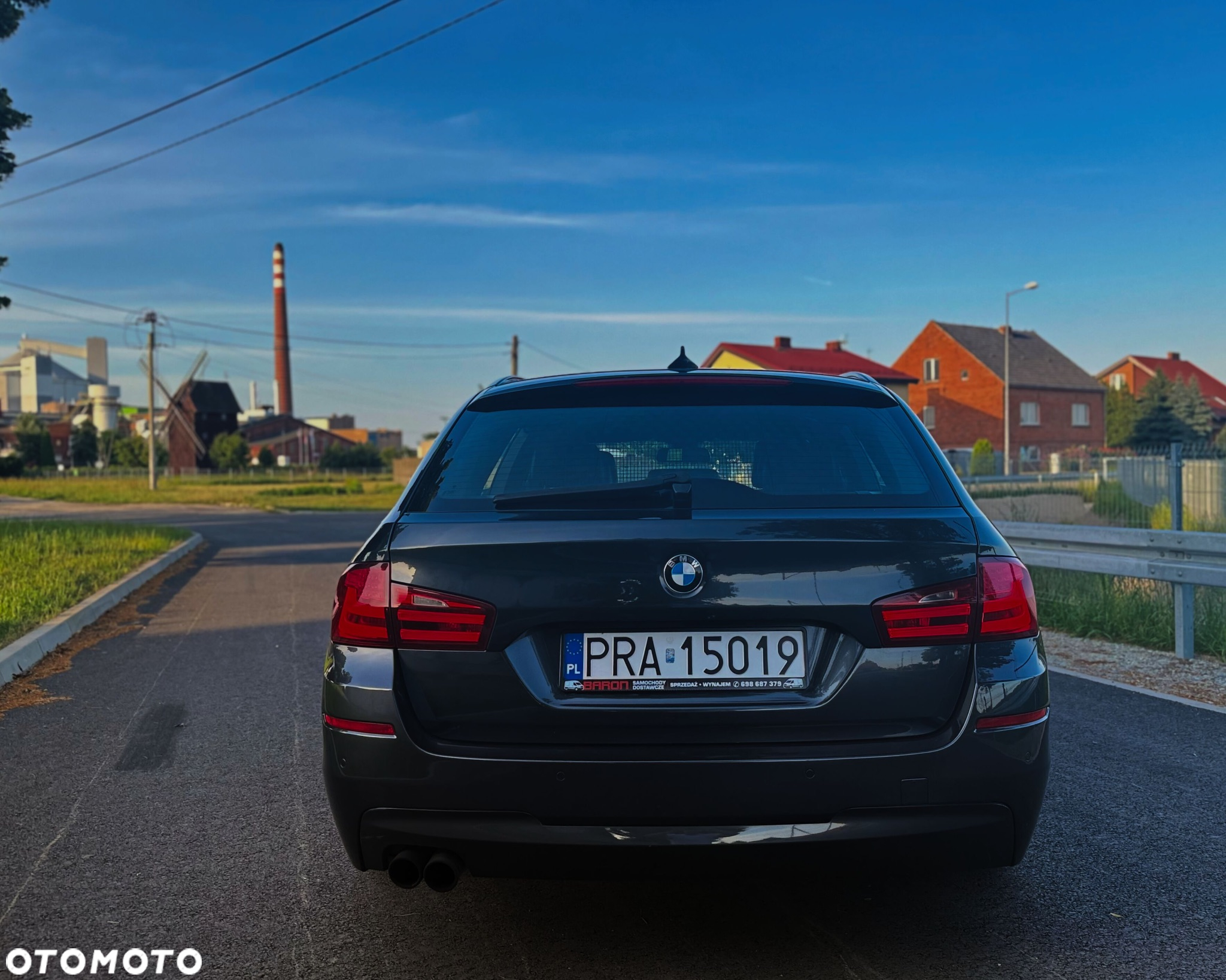 BMW Seria 5 525d Touring - 6