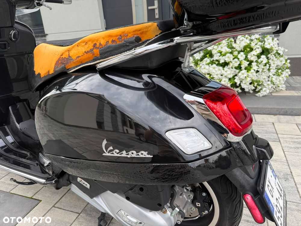 Piaggio Vespa - 11