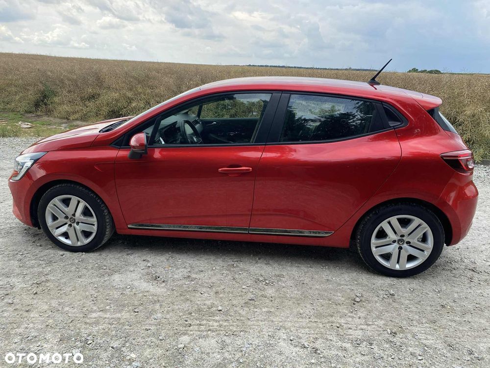 Renault Clio - 9