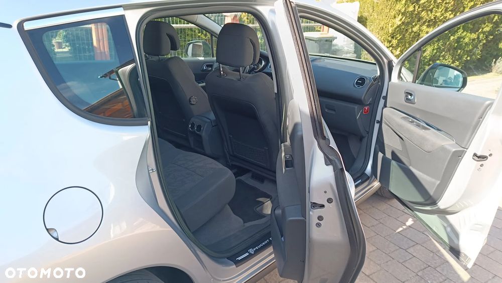 Peugeot 3008 e-HDi FAP 115 EGS6 Stop&Start Active - 18