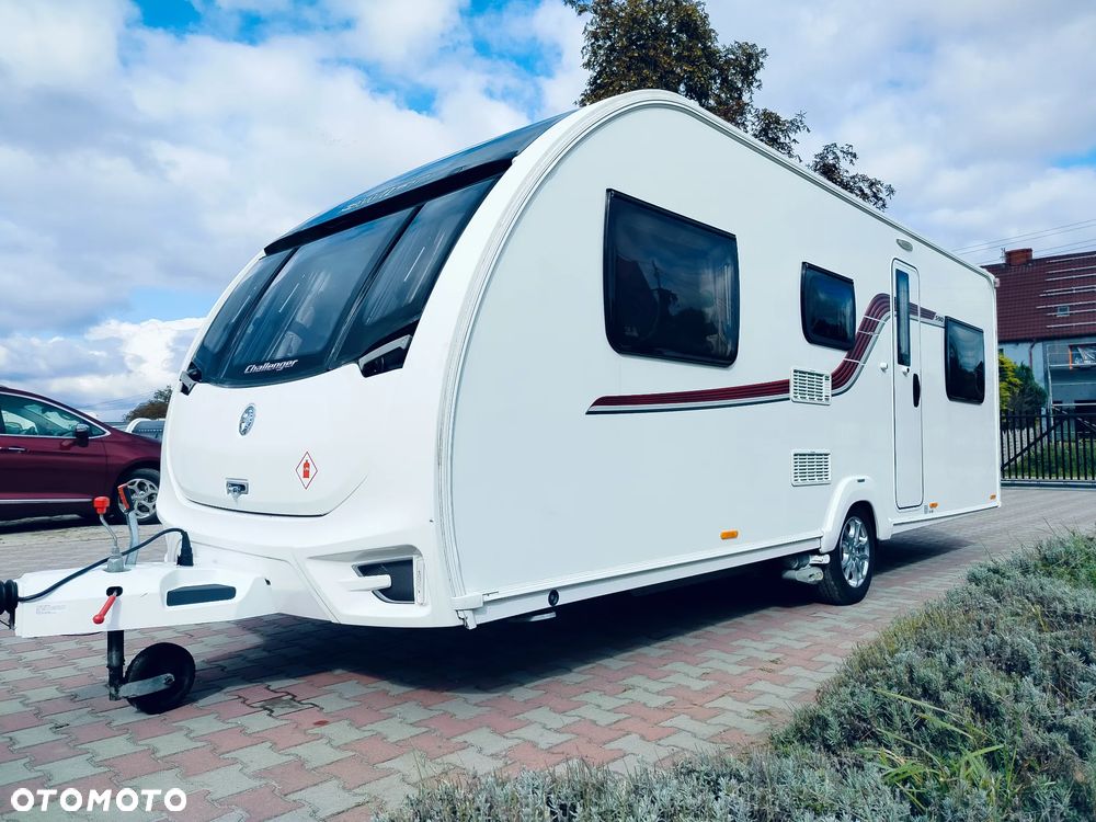 SWIFT Challenger 590 - 1