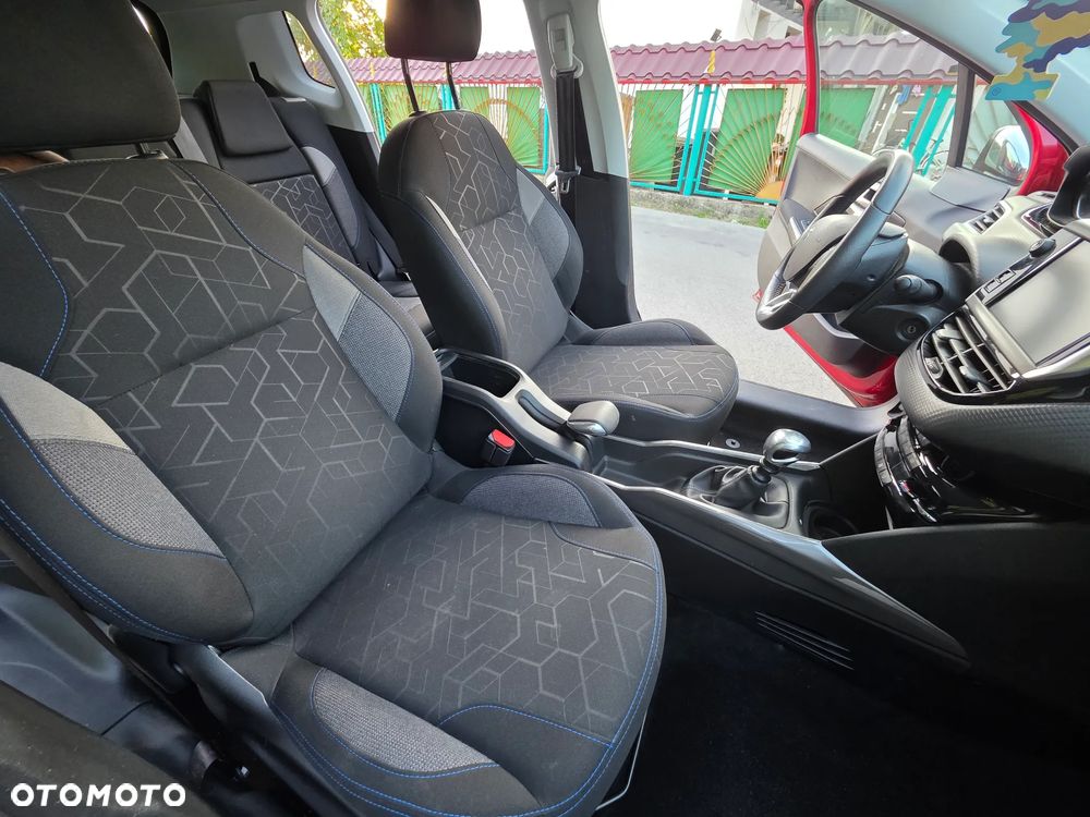 Peugeot 2008 BlueHDi 100 STOP & START Style - 15