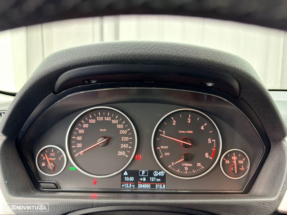 BMW 318 d Auto Pack M - 19