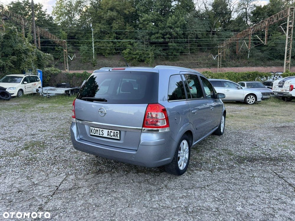 Opel Zafira - 3