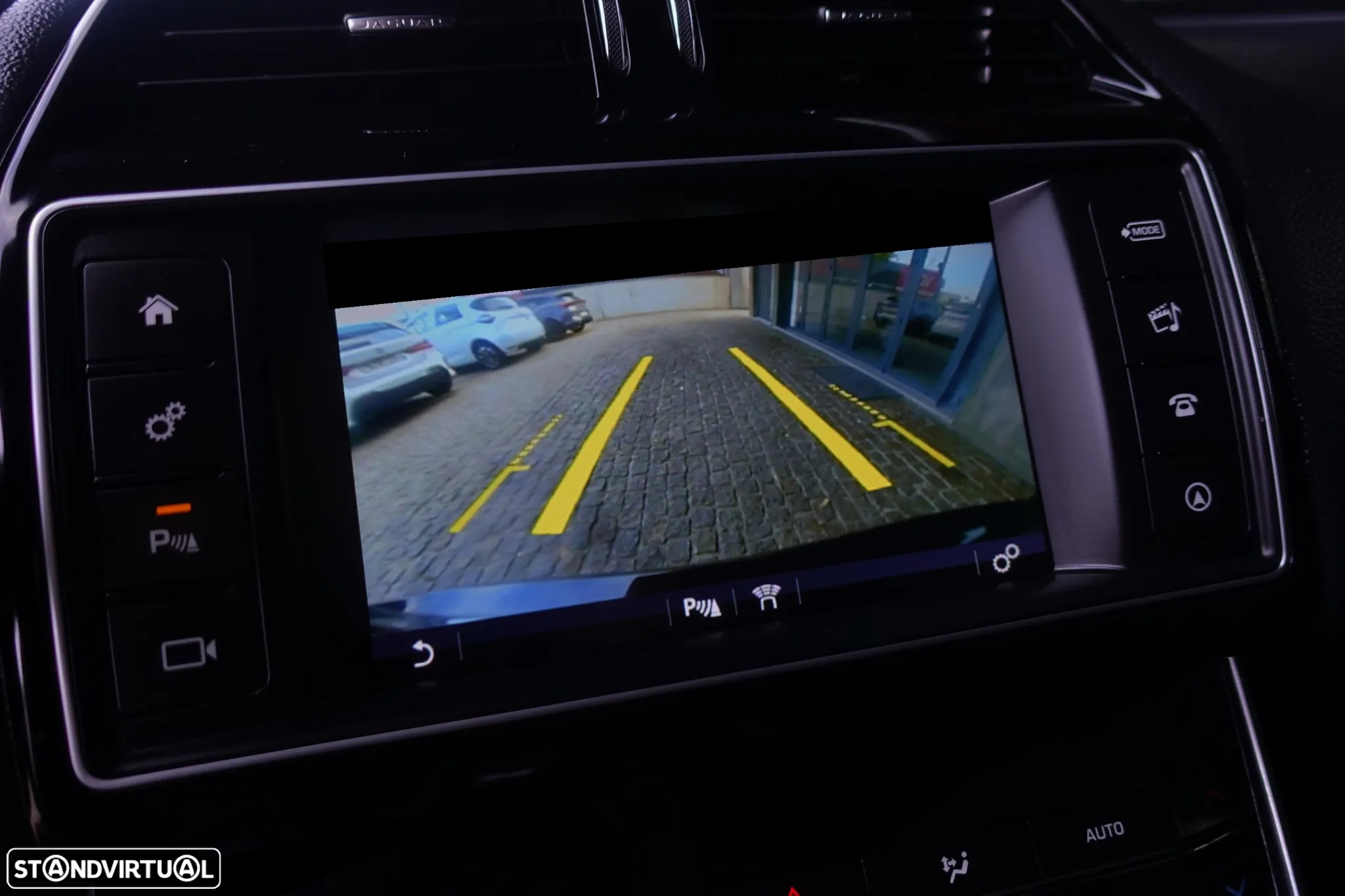 Jaguar XE 2.0 D R-Sport Aut. - 51