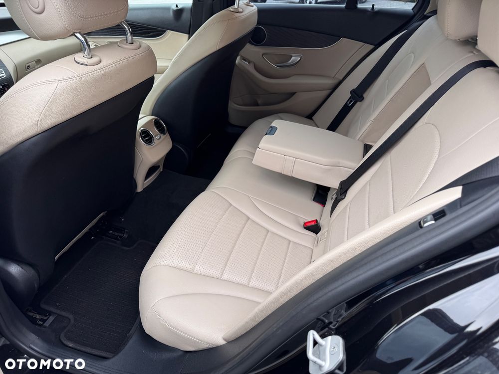 Mercedes-Benz Klasa C 200 (BlueTEC) d Exclusive - 26
