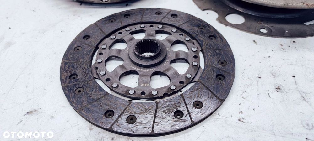 SPRZĘGŁO KOŁO DWUMAS AUDI A4 A5 1.8 TFSI 0B1105266AF - 9