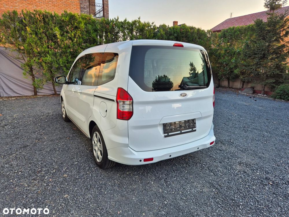 Ford Tourneo Courier 1.5 TDCi Trend - 8