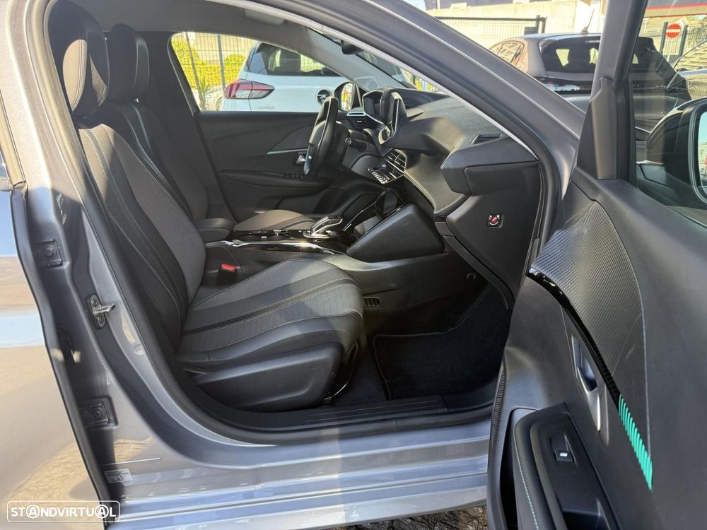 Peugeot e-208 50 kWh Allure - 36
