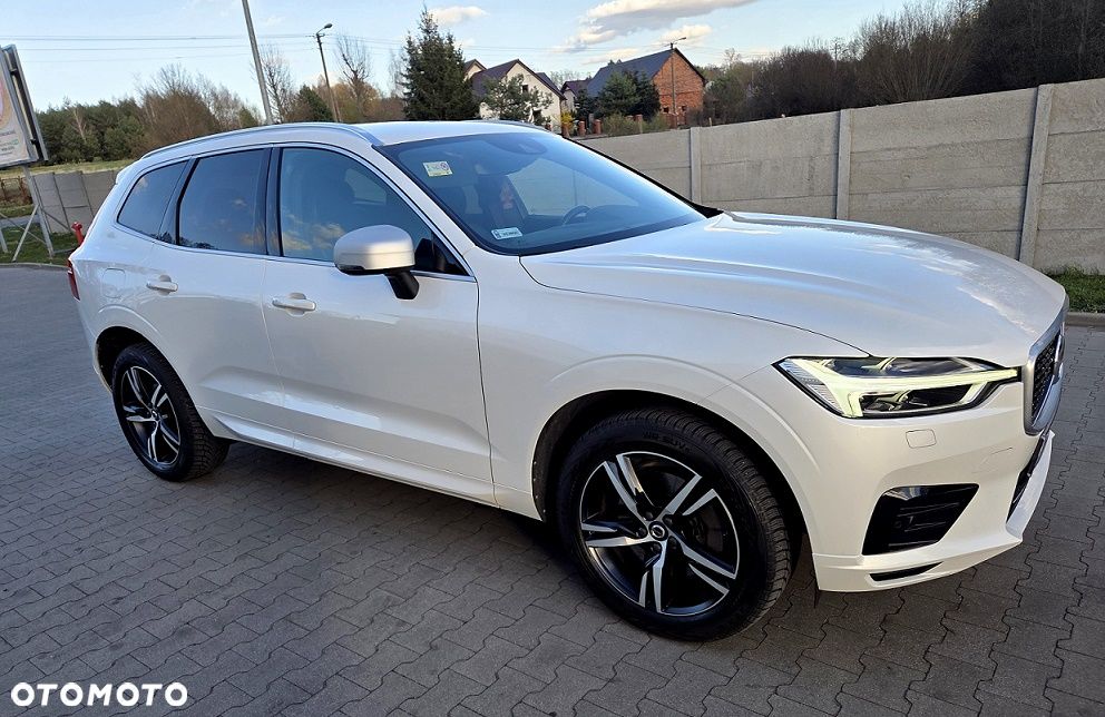 Volvo XC 60 D4 AWD R-Design - 1