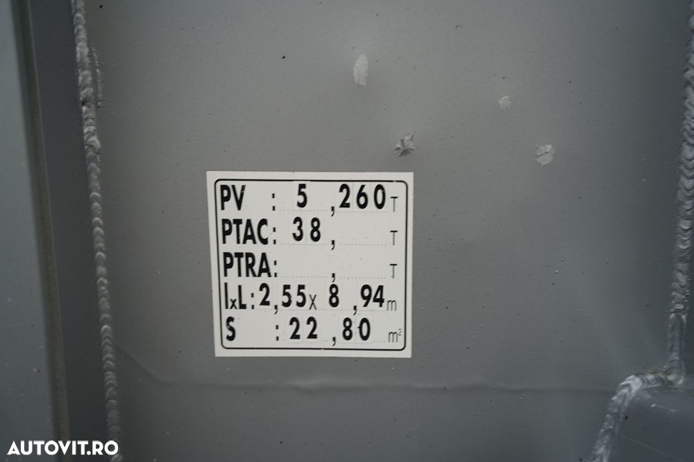 Stas / BASCULATOR - 28 m3 / ALUMINIU / AXĂ RIDICATĂ / CORTINĂ ELECTRICĂ / GREUTATE: 5.260 KG / - 24