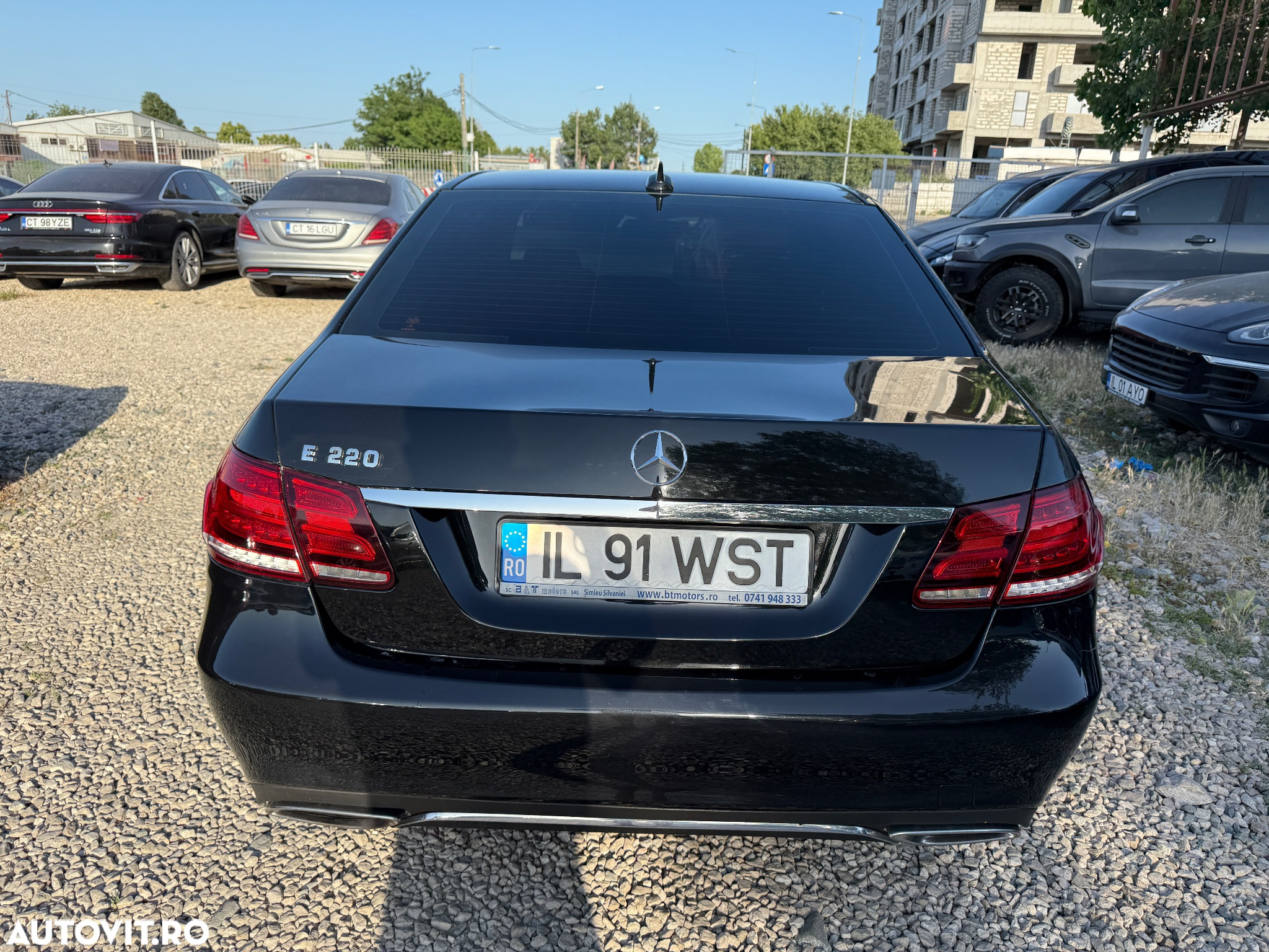 Mercedes-Benz E 200 CDI DPF BlueEFFICIENCY 7G-TRONIC - 12
