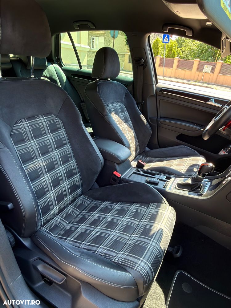 Volkswagen Golf GTD (BlueMotion Technology) DSG - 26