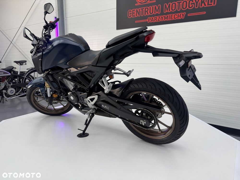 Honda CB - 6