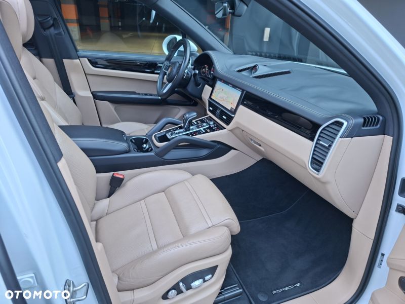 Porsche Cayenne S Tiptronic S - 22