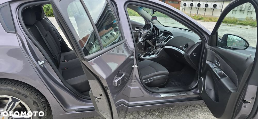 Chevrolet Cruze 1.8 LTZ - 15