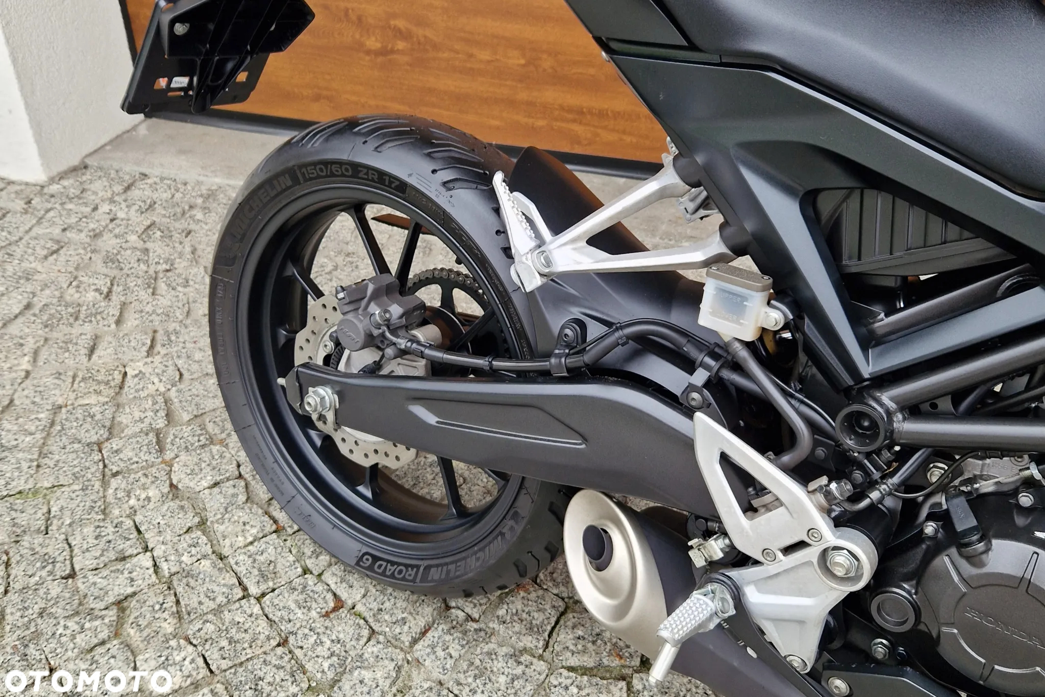 Honda CB - 10