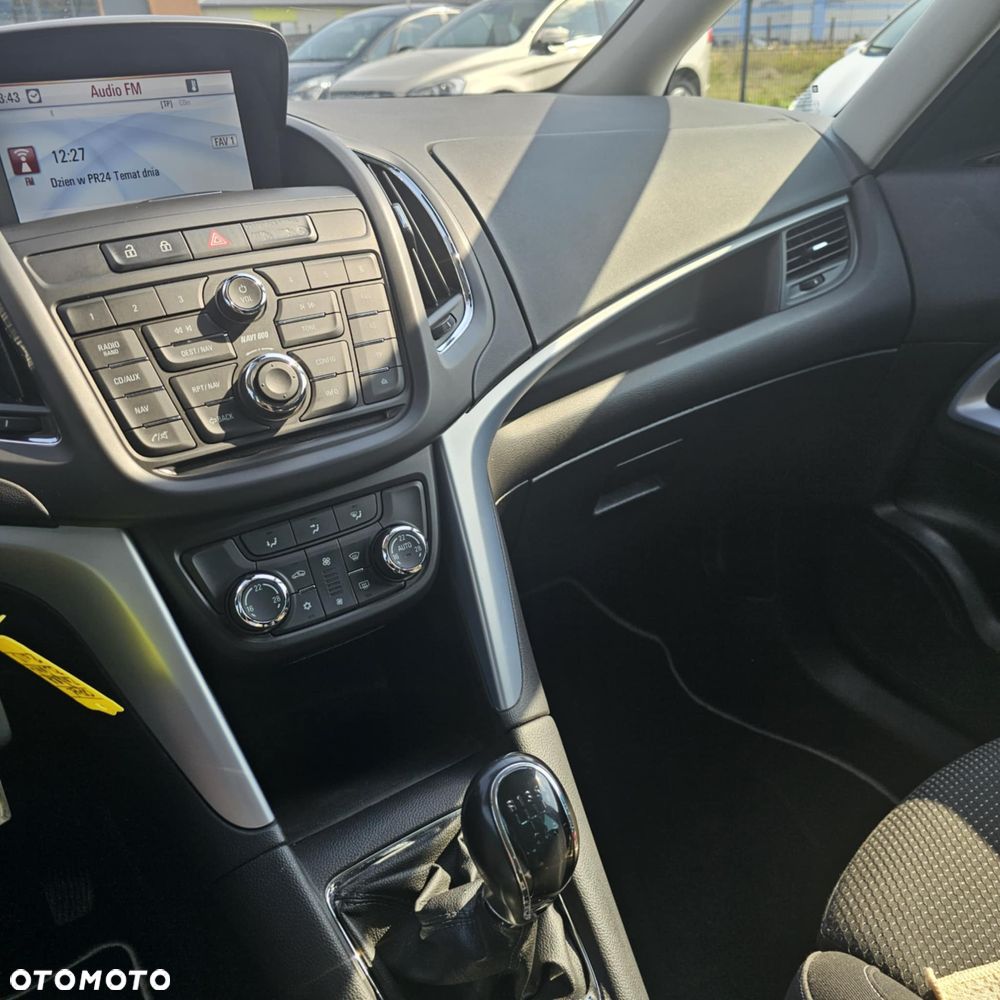 Opel Zafira - 17